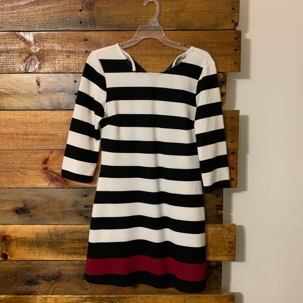 Quarter length sleeve dress